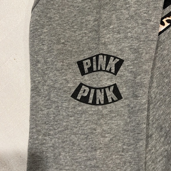 Victoria secret sweat shirt - Picture 3 of 7